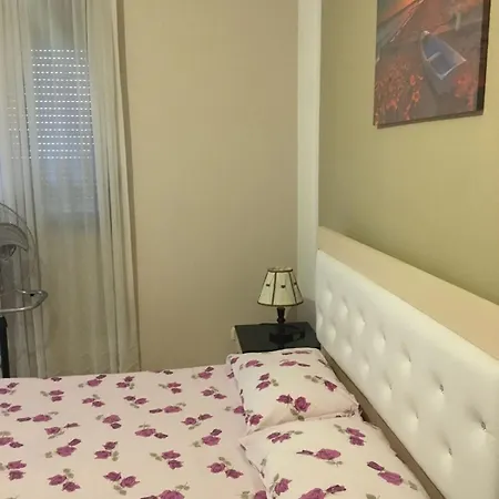 Vila-vela Konukevi Dıraç